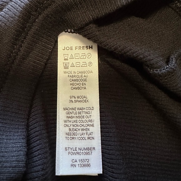 188 Joe Fresh Ribbed Cami - Picture 3 of 4